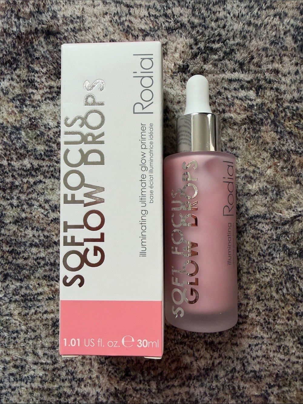 Rodial Soft Focus Glow Drops Illuminating Primer
